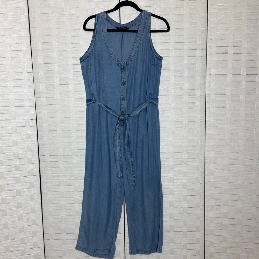 Velvet Heart Chambray Tencel Half Button Down Cropped Jumpsuit with Belt Size M - Picture 2 of 11